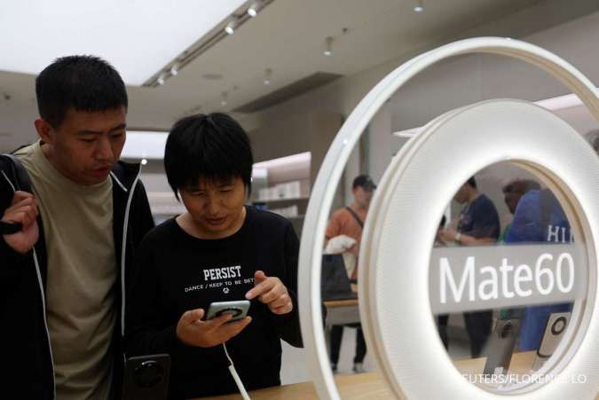 Persaingan Penjualan Ponsel di China Makin Ketat: Apple Turun, Huawei Melonjak