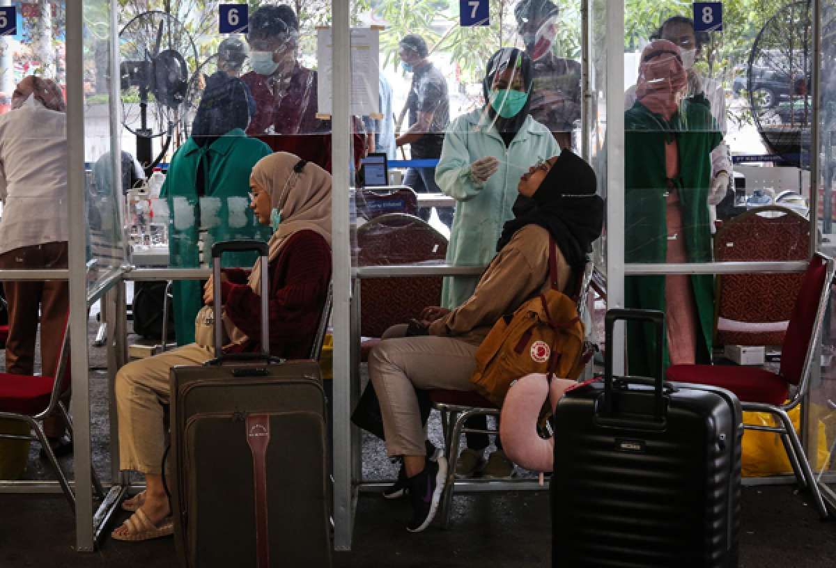 Omicron Naik, Permintaan Tes PCR Menanjak