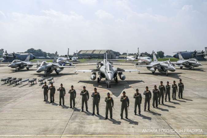 Sejumlah Alutsista Tempur Diserahkan Kepada TNI