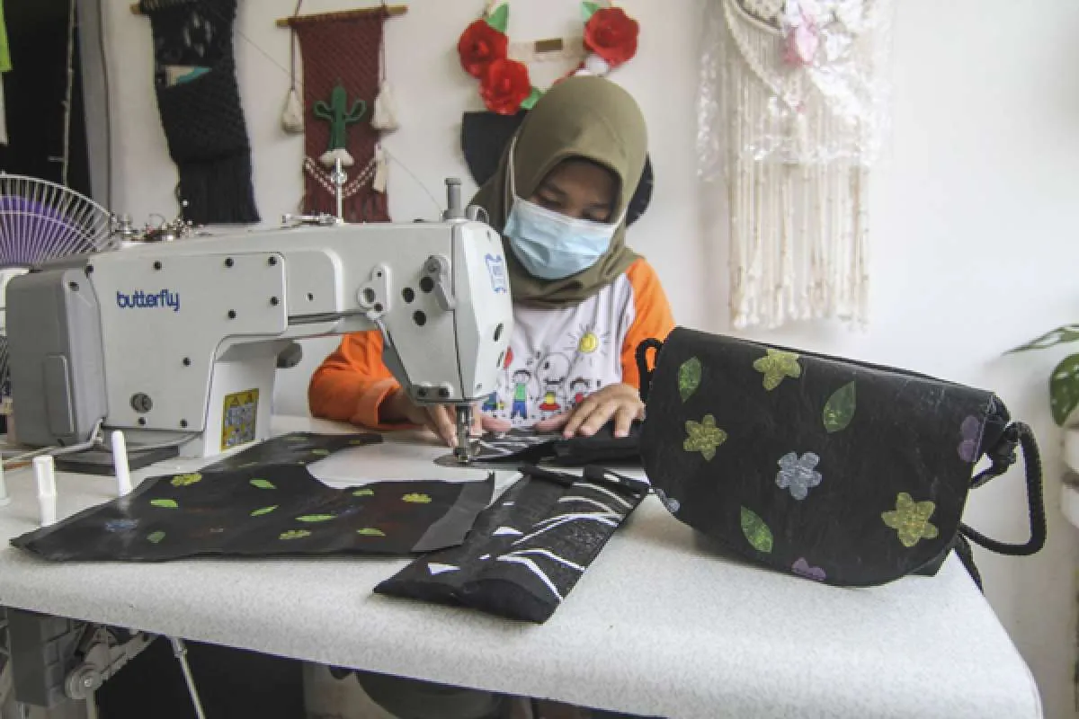 Jangan Langsung Buang, Ini Ide Menggunakan Kembali Kantong Plastik di Rumah!