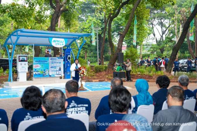 Menteri LHK Siti Nurbaya Resmikan SPKLU di Manggala, Dukung Kendaraan Listrik