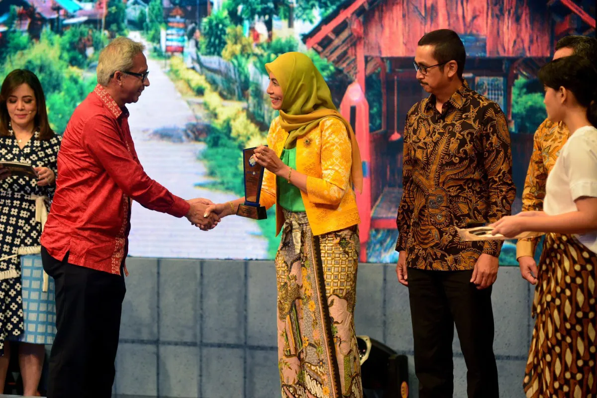 Berperan Jaga Perekonomian di Tengah Pandemi, PLN Raih Penghargaan BUMN Berprestasi